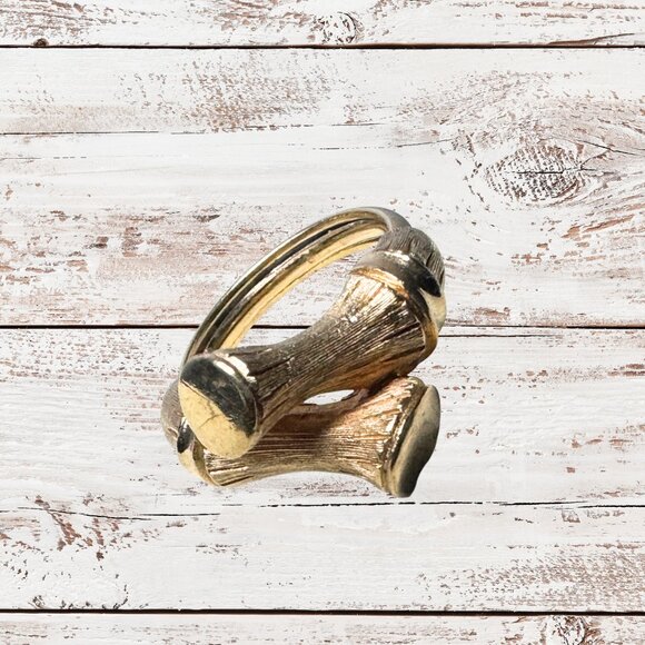 Avon Bamboo Ring Gold Tone Metal Adjustable Size 6-7.5 Vintage 1970s - Picture 3 of 7